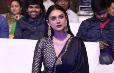 Aditi-Rao-Hydari-Latest-Photos-07