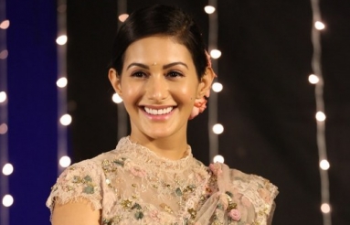 Amyra-Dastur-New-Photos-07