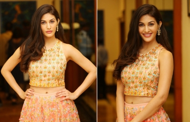 Amyra-Dastur-latest-Pics-10