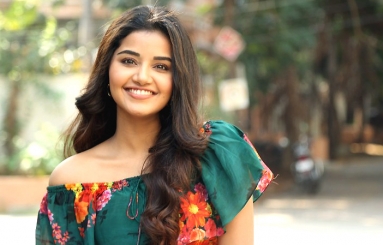 Anupama-Parameswaran-New-Pics-01