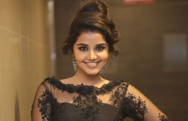 Anupama-Parameswaran-Stills-02