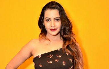 Diksha-Panth-latest-Photos-06