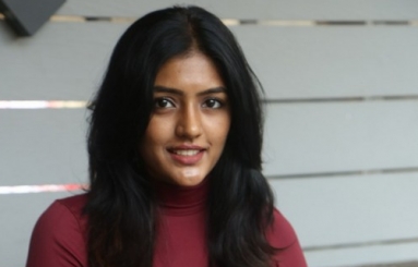 Eesha-Rebba-Latest-Photos-04