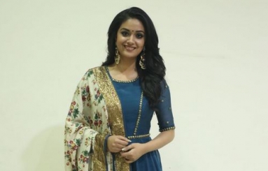 Keerthy-Suresh-Latest-Photos-04