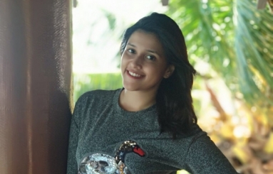 Mannara-Chopra-Latest-Images-05