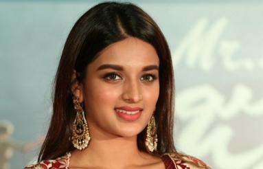 Nidhhi-Agerwal-Latest-Pics-07