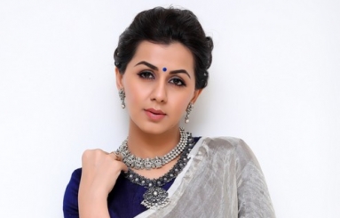 Nikki-Galrani-Latest-Pics-02