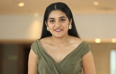 Nivetha-Thomas-New-Pics-05