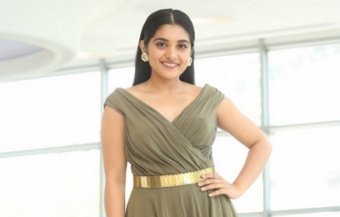 Nivetha-Thomas-New-Pics-08