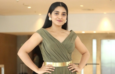 Nivetha-Thomas-New-Pics-10