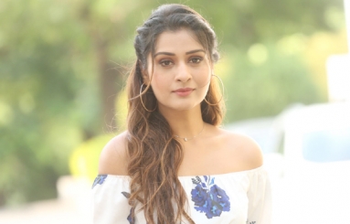 Payal-Rajput-latest-Pics-10