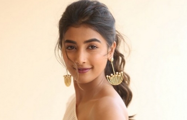 Pooja-Hegde-New-Pics-06