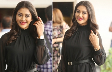 Pooja-Jhaveri-Latest-Photos-01