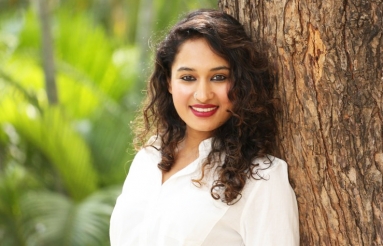 Pooja-Ramachandran-Photos-01