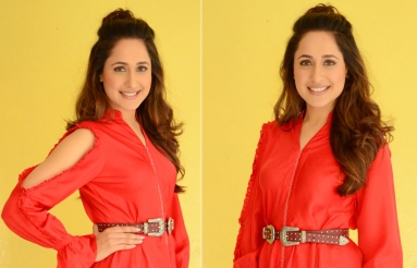 Pragya-jaiswal-Latest-Photos-01