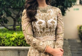 Rashi-Khanna-Latest-Pics-07