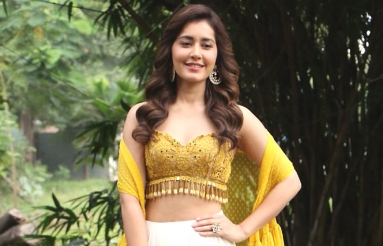 Rashi-Khanna-New-Pics-01