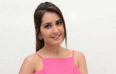 Rashi-Khanna-new-Photos-05