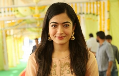 Rashmika-Latest-Photos-03