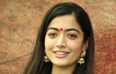 Rashmika-Latest-Photos-06