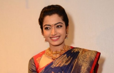 Rashmika-Mandanna-New-Photos-03