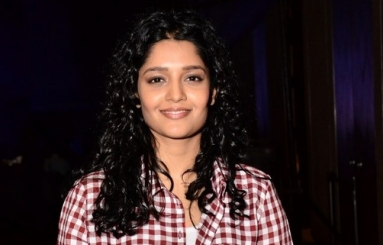 Ritika-Singh-Latest-Photos-02