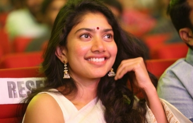 Sai-Pallavi-New-Pics-04