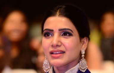 Samantha-at-Mahanati-Audio-Launch-07