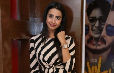 Sanjjanaa-Galrani-Latest-Pics-08