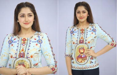 Sayesha-Saigal-New-Photos-10