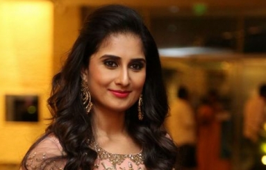 Shamili-new-Photos-02