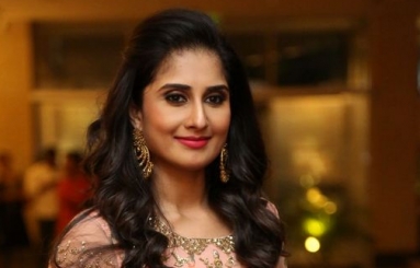 Shamili-new-Photos-05