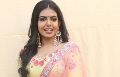 Shivani-Rajashekar-Latest-Stills-03