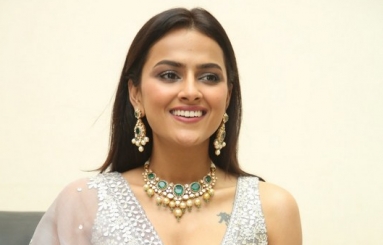 Shraddha-Srinath-Photos-07