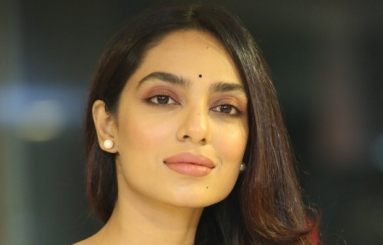 Sobhita-Dhulipala-Stills-09