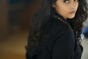 Sri-Divya-New-Photos-09