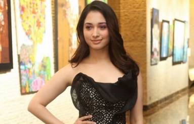 Tamanna-At-Naa-Nuvve-Audio-Launch-03