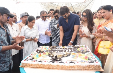 Bellamkonda-Sai-Srinivas-Birthday-Celebrations-10