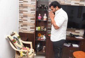 Manchu-Manoj-Meets-Disha-Family-03