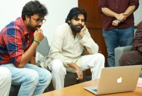 MisMatch-Song-Launch-by-Pawan-Kalyan-05