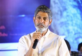 Atagallu-Movie-First-Look-Launch-09