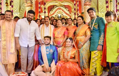 Bandla-Ganesh-Brother-Daughter-Wedding-Ceremony-019