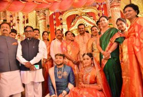 Bandla-Ganesh-Brother-Daughter-Wedding-Ceremony-06