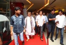 Celebs-at-Abhimanyudu-Special-Screening-06