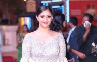 Celebs-at-SIIMA-Awards-2018-15