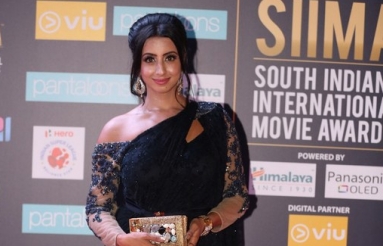 Celebs-at-SIIMA-Awards-2018-25