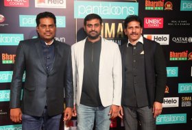 Celebs-at-SIIMA-Awards-2019-04