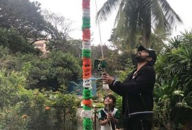 Chiranjeevi-Pawan-Kalyan-and-AlluArjun-Republic-Day-Celebrations-03