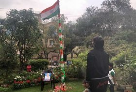 Chiranjeevi-Pawan-Kalyan-and-AlluArjun-Republic-Day-Celebrations-06