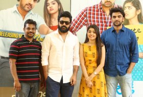 Evariki-Cheppodu-Trailer-launch-by-Sharwanand-05